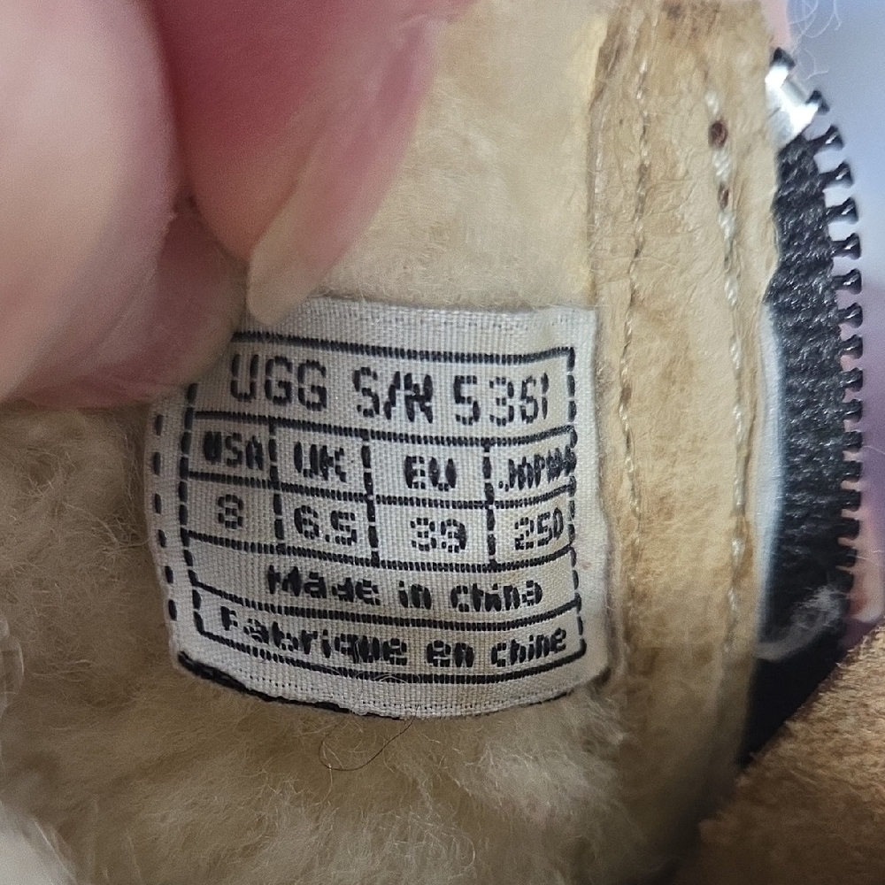 UGG Chestnut Leather Winter Boots with Shearling Size 8 - Picture 8 of 8